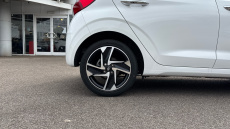 Hyundai i10 1.0 [63] Premium 5dr Auto [Nav] Petrol Hatchback